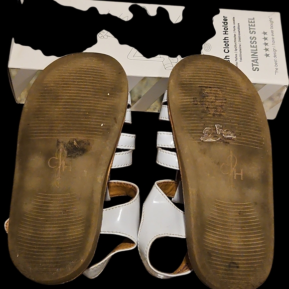 Cole Haan Kids White Leather Sandals - Picture 4 of 6
